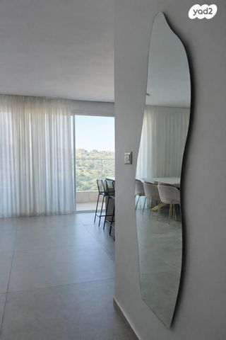 רפאל דה לה פרגולה 29