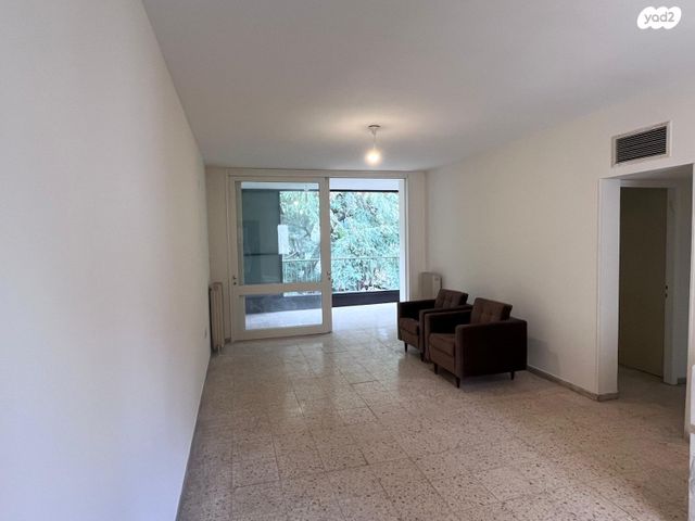 הרב הרצוג 11