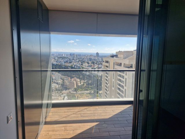 דירה למכירה בתל אביב יפו (תיווך) — 2