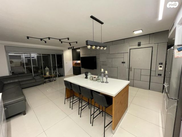 גג/ פנטהאוז, ברנע, אשקלון