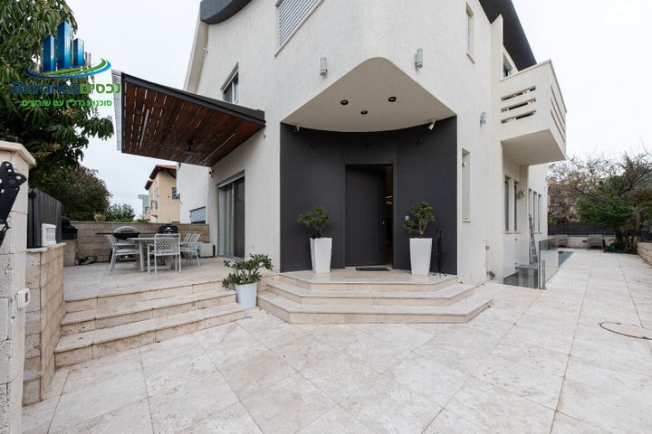 חנה רובינא 59