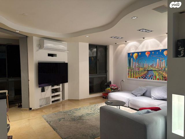 גני צהלה, רמות צהלה