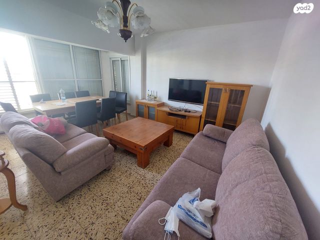 שדרות מרדכי בן פורת 