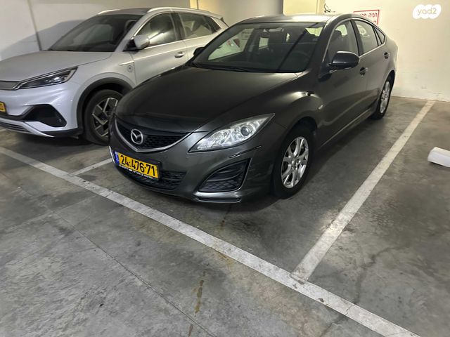מודעת רכב מאזדה 6