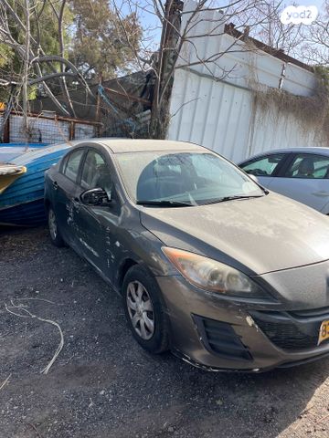 מודעת רכב מאזדה 3