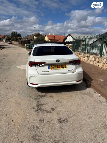 מודעת רכב טויוטה קורולה