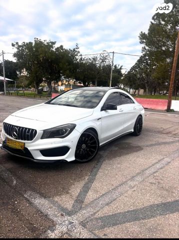 מודעת רכב מרצדס-בנץ CLA