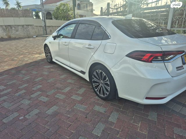 מודעת רכב טויוטה קורולה