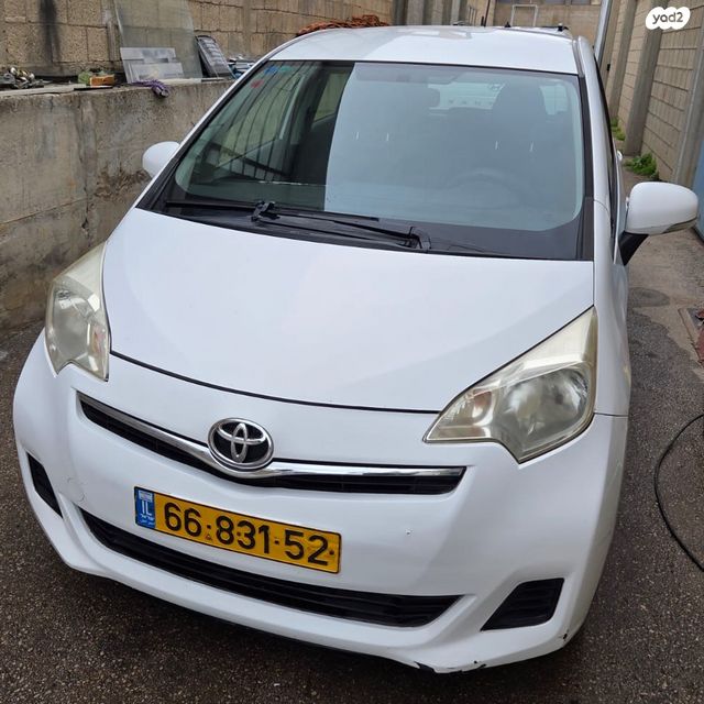 מודעת רכב טויוטה ורסו-S