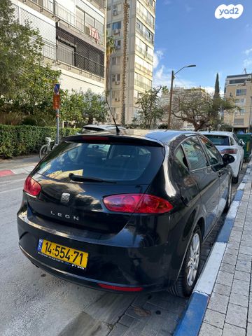 מודעת רכב סיאט לאון