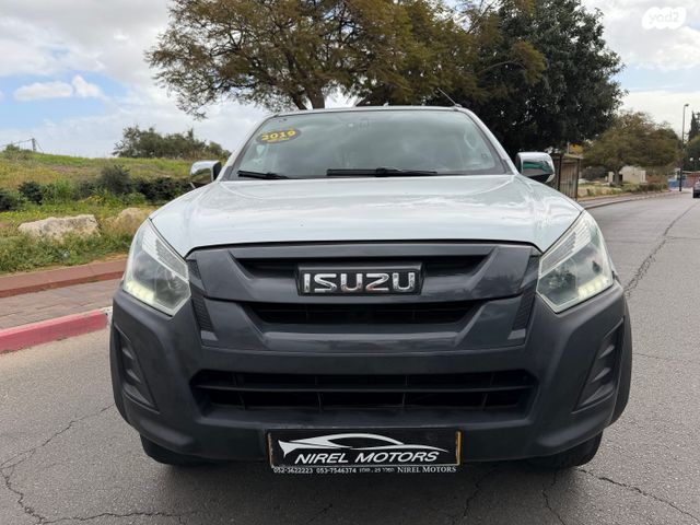 מודעת רכב איסוזו די-מקס