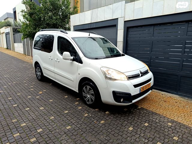 מודעת רכב סיטרואן ברלינגו