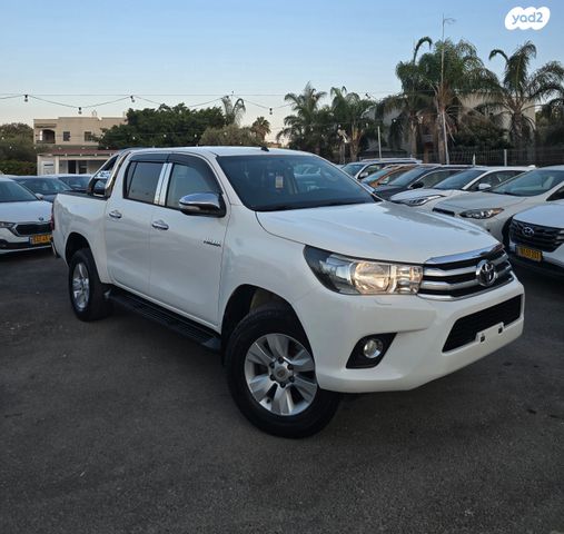 מודעת רכב טויוטה היילקס