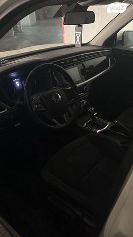 מודעת רכב סאנגיונג קורנדו