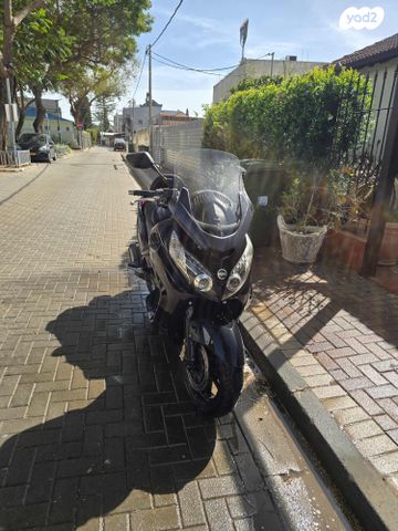 מודעת רכב סאן יאנג מקסים 400