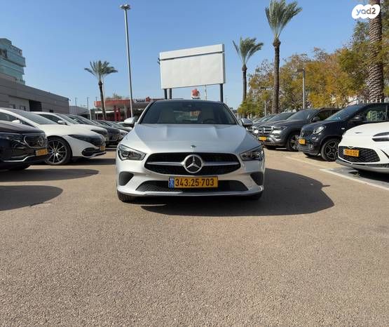 מודעת רכב מרצדס-בנץ CLA