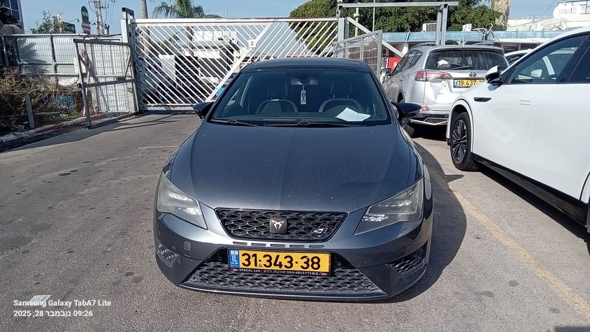 מודעת רכב סיאט לאון