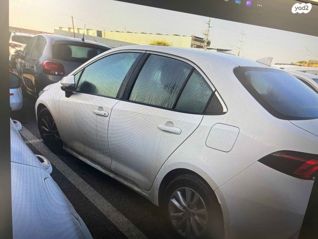 מודעת רכב טויוטה קורולה