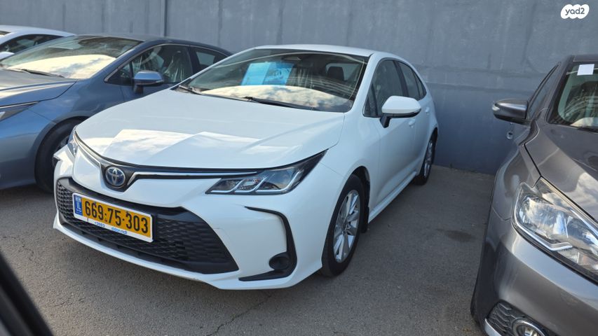 מודעת רכב טויוטה קורולה