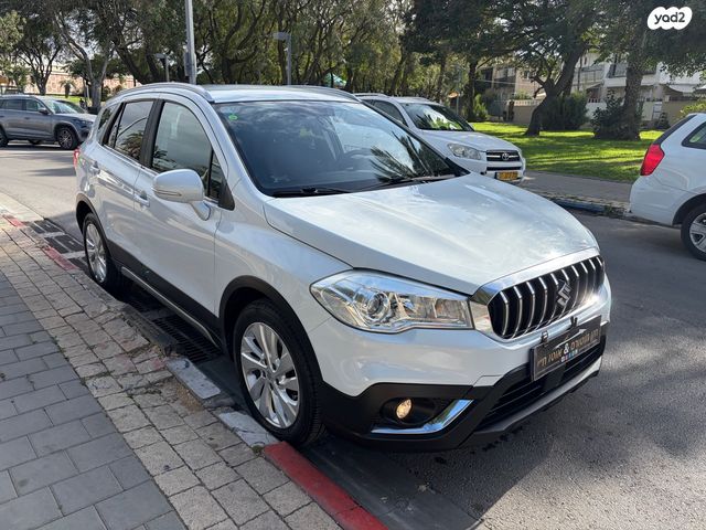 מודעת רכב סוזוקי קרוסאובר 2