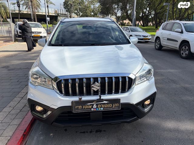 מודעת רכב סוזוקי קרוסאובר 1