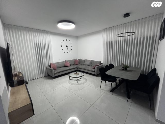 עמנואל מורנו 10