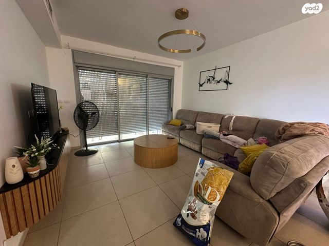 שדרות אפרים קציר 11