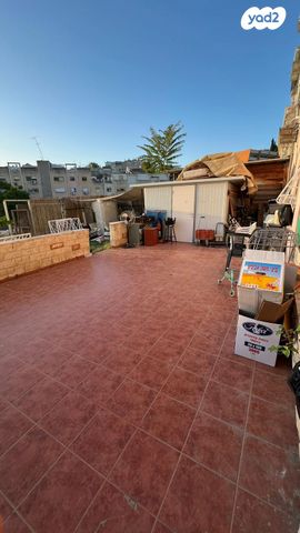 הרב עובדיה יוסף 30