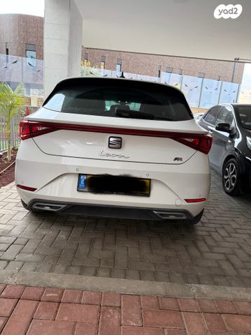 מודעת רכב סיאט לאון