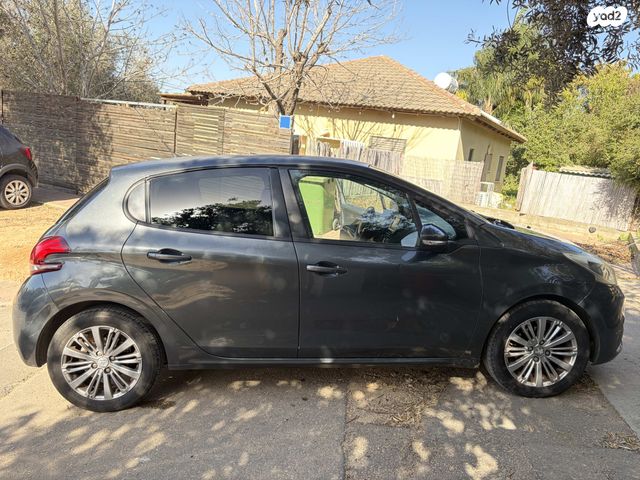 מודעת רכב פיג'ו 208