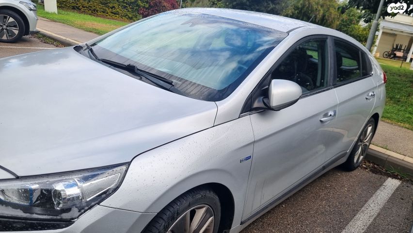 מודעת רכב יונדאי איוניק