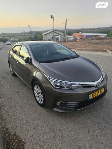 מודעת רכב טויוטה קורולה