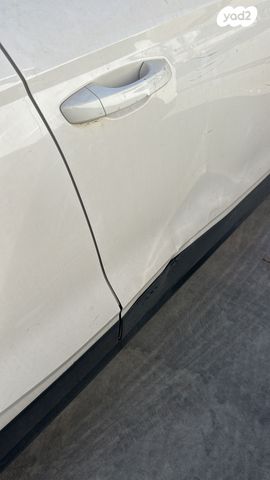 מודעת רכב סיאט ארונה