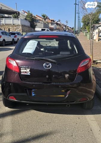 מודעת רכב מאזדה 2