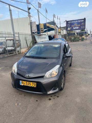 מודעת רכב טויוטה יאריס