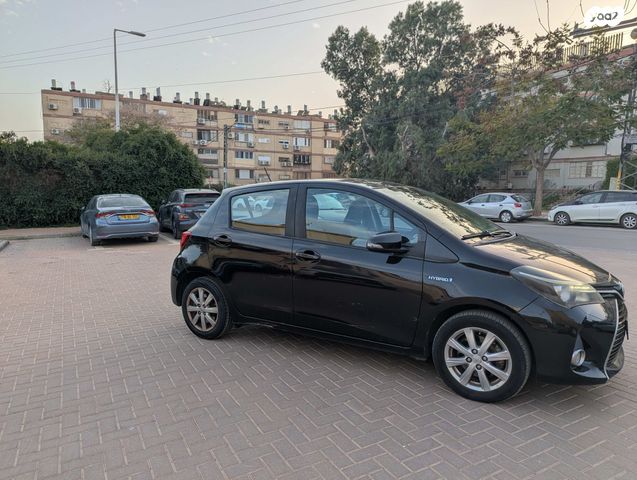 מודעת רכב טויוטה יאריס