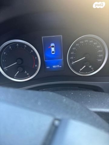 מודעת רכב טויוטה קורולה