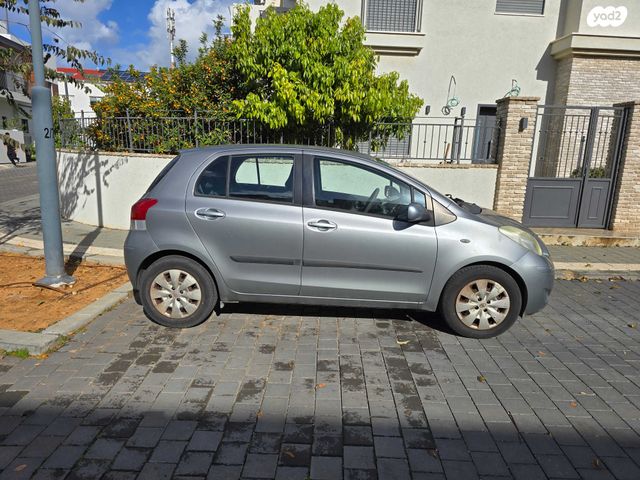 מודעת רכב טויוטה יאריס