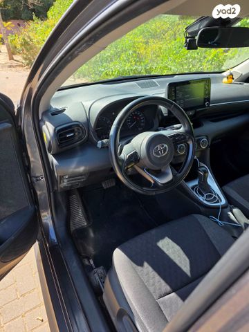 מודעת רכב טויוטה יאריס