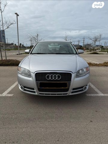 מודעת רכב אאודי A4