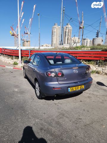 מודעת רכב מאזדה 3