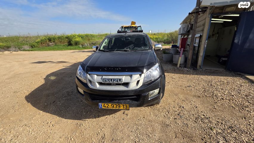 מודעת רכב איסוזו די-מקס