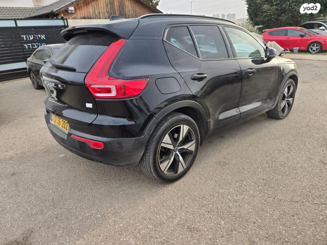 מודעת רכב וולוו XC40