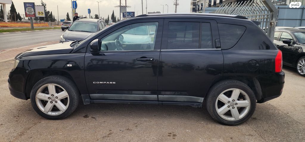 מודעת רכב ג'יפ קומפאס 1