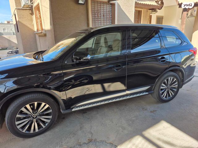 מודעת רכב מיצובישי אאוטלנדר