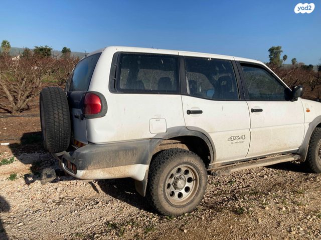 מודעת רכב ניסאן טראנו