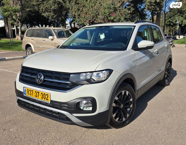 מודעת רכב פולקסווגן T-קרוס