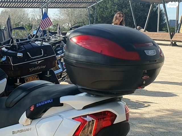 feedItemObj.data.row_1