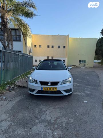 מודעת רכב סיאט לאון