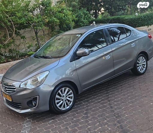 מודעת רכב מיצובישי אטראז'